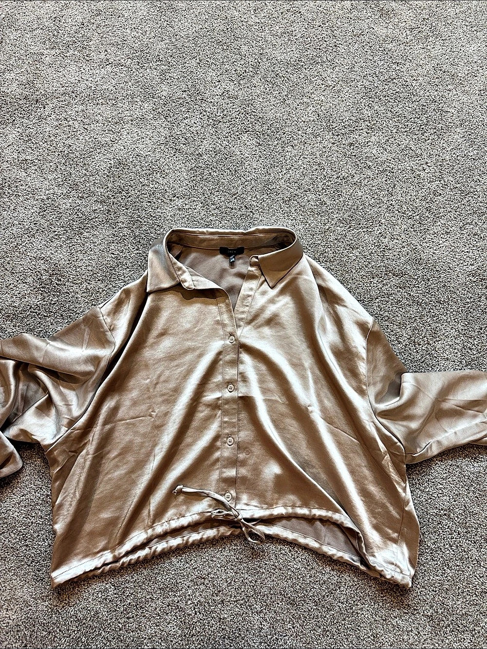 Drew Button Down Blouse in pearl Size Medium